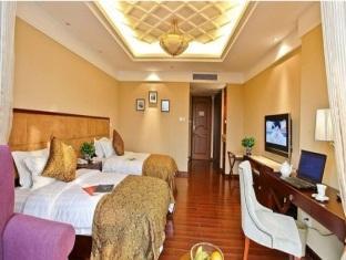 Noble Mountain Club House Hotel Nanjing  Exterior photo